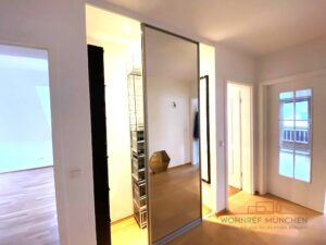 Einbauschrank im Flur
