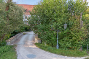 Zufahrt zum Schloss